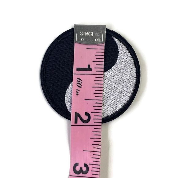 Ying Yang Embroidered Patch - Picture 2 of 3